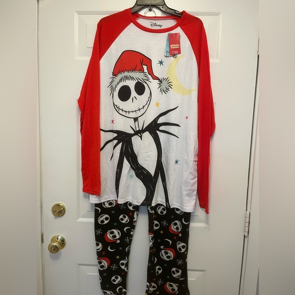 ๐ 3x $25 Clearance NWT Men's Nightmare Before Christmas PJs Lounge Jammies Set - Picture 4 of 8